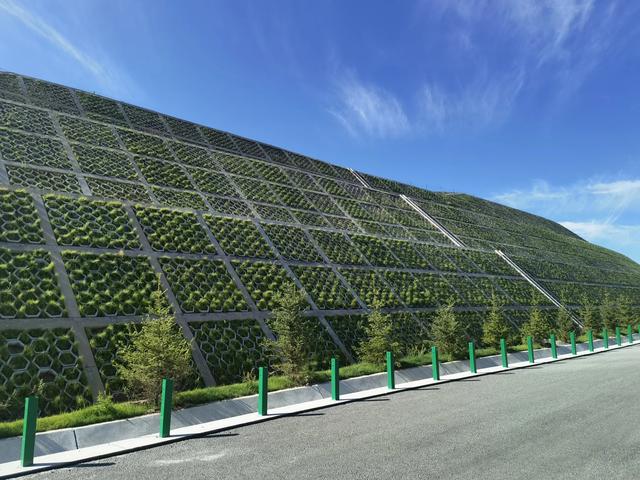 邊坡綠化、礦山復綠為什么會用到客土噴播機?(3) 邊坡綠化、礦山復綠為什么會用到客土噴播機?(3)